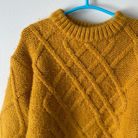 CABLE KNIT SWEATER - Picture 3 of 5